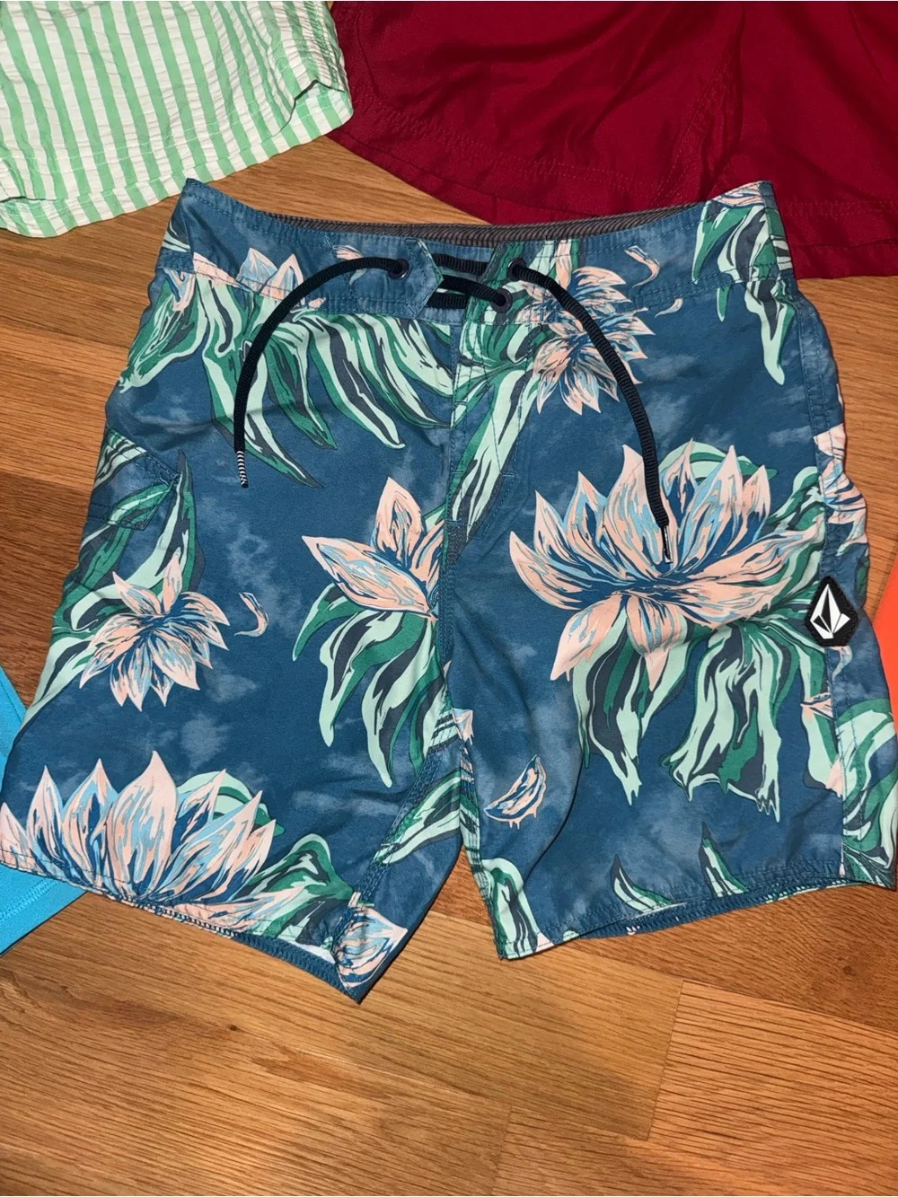 Boys swim bundle 3 suits and 2 swim shirts